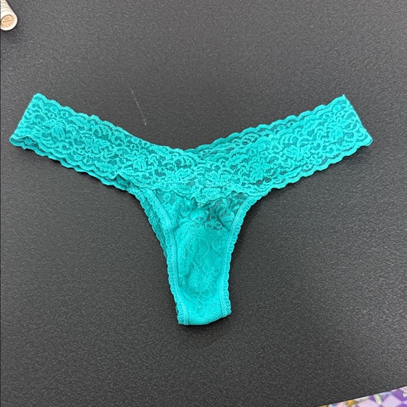 Lace Teal Thong Victoria secret 2009 - Picture 1 of 2